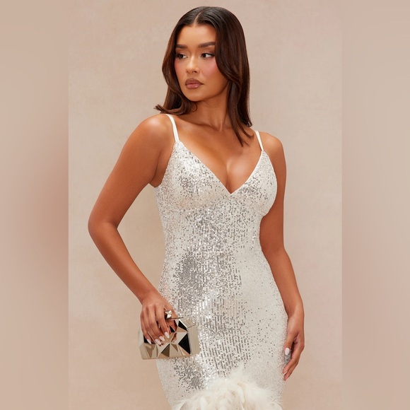 BNWT Fashion Nova FELICITY Sequin Feather Gown 2XL Champagne Colour - Picture 2 of 12